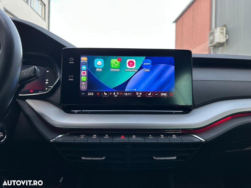 Skoda Octavia Combi 2.0 TDI DSG Clever - 30