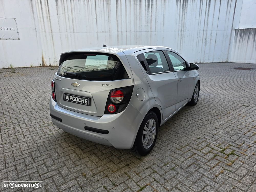 Chevrolet Aveo 1.3 VCDi LTZ - 12