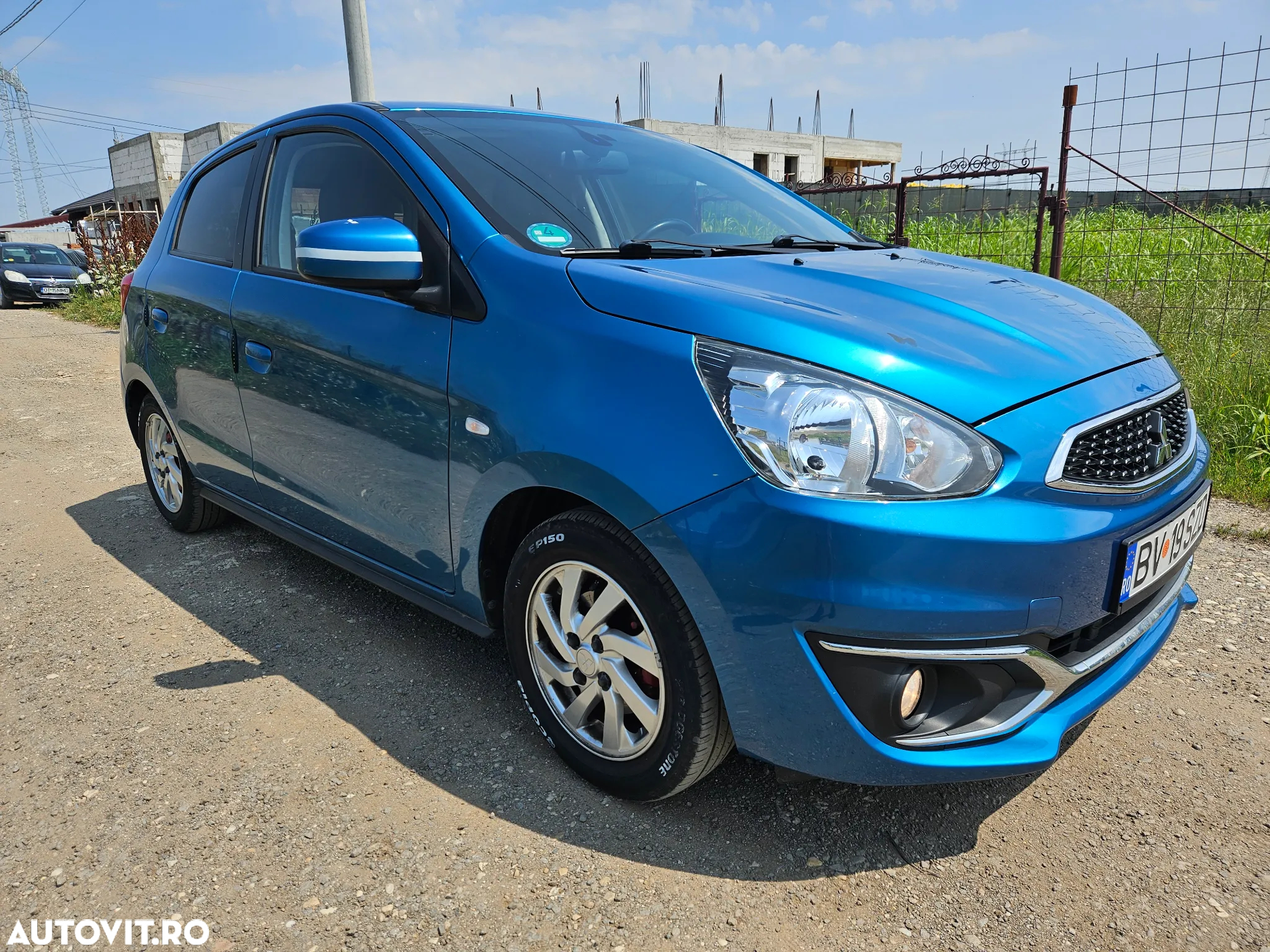 Mitsubishi Space Star 1.2 Clear Tec CVT Shine - 3