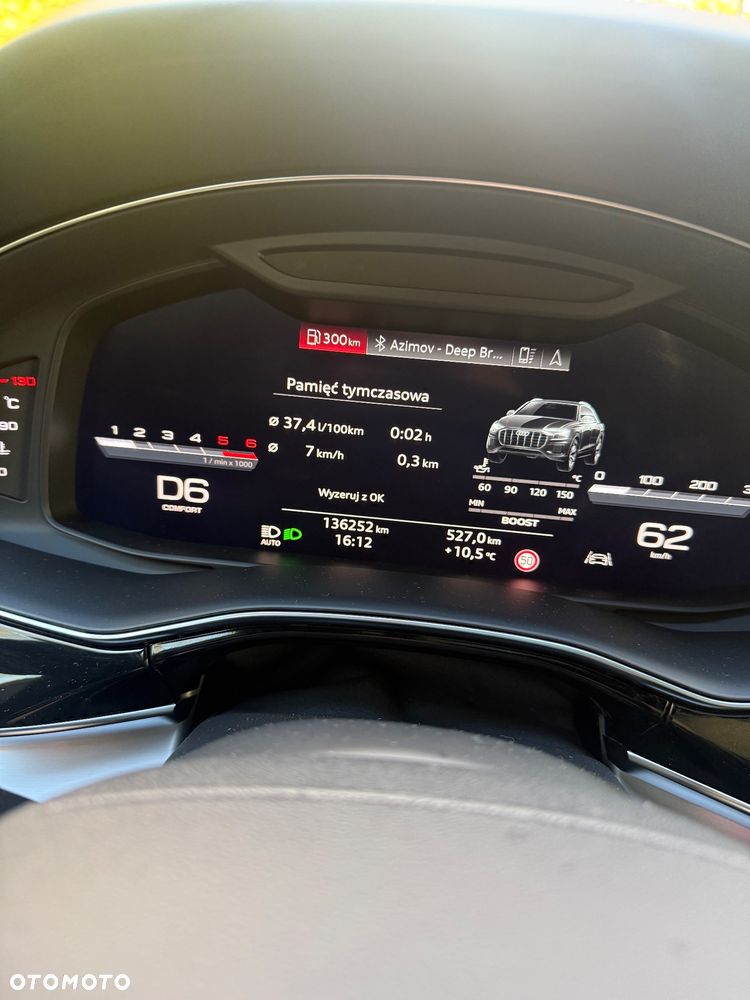 Audi Q8 - 8