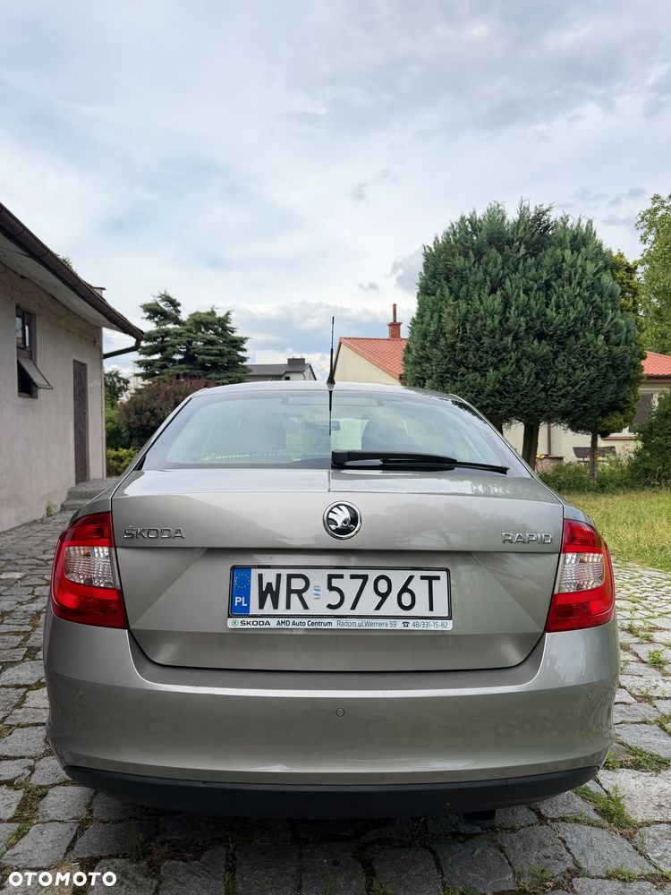 Skoda RAPID 1.2 TSI Ambition - 3