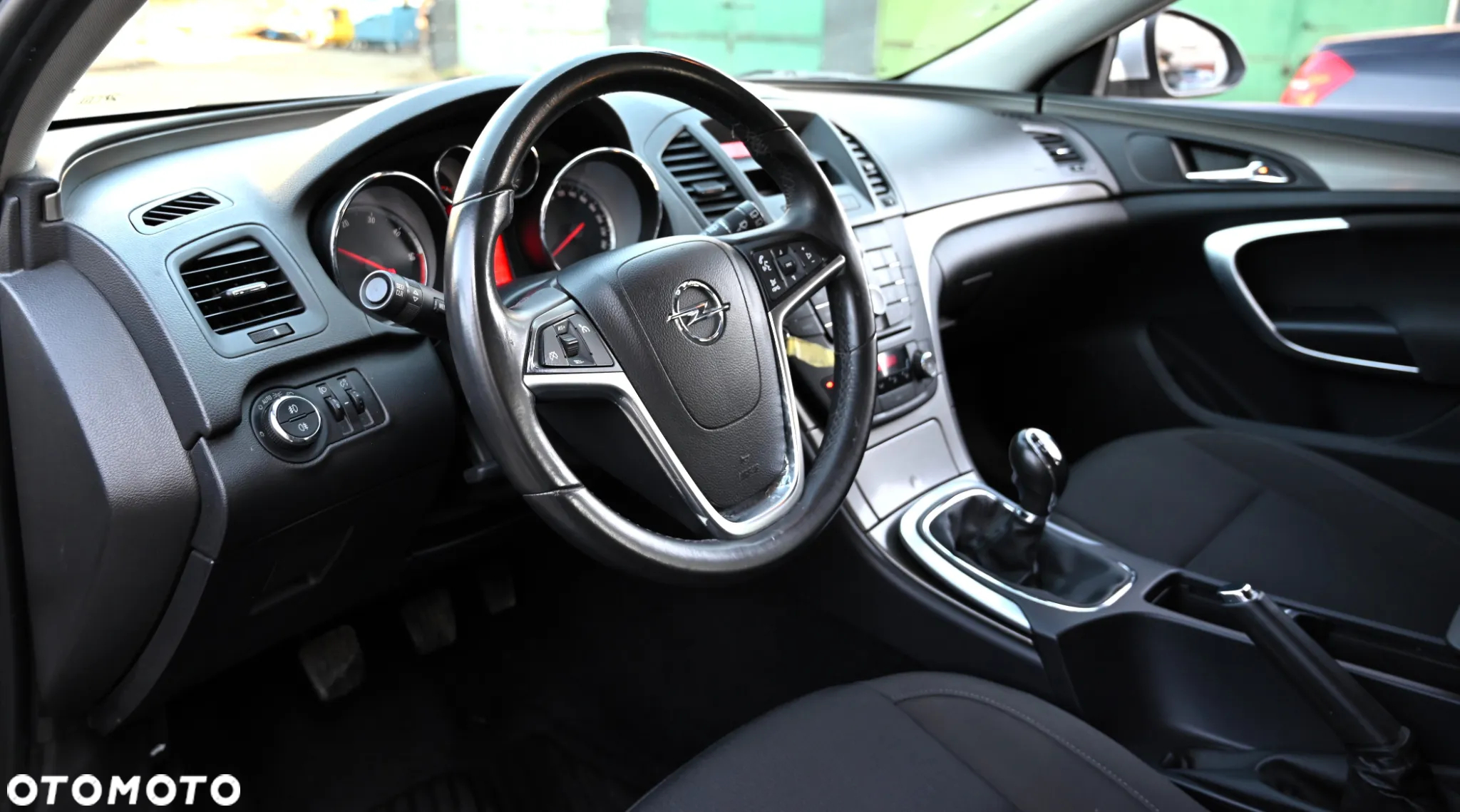 Opel Insignia - 17