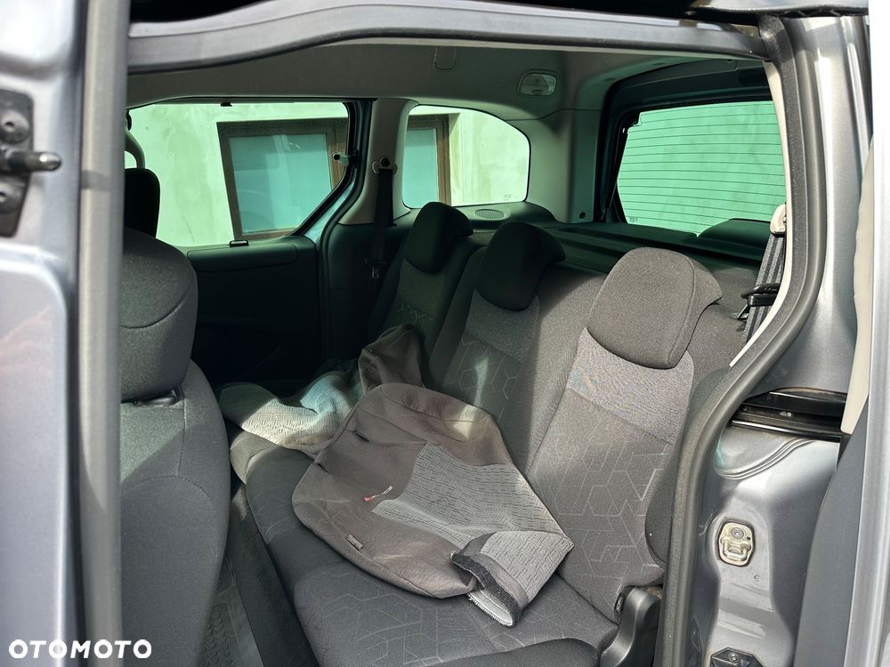 Peugeot Partner - 21