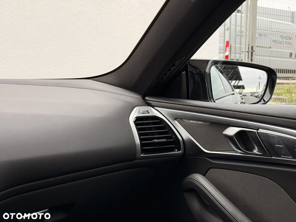 BMW Seria 8 M850i xDrive - 21