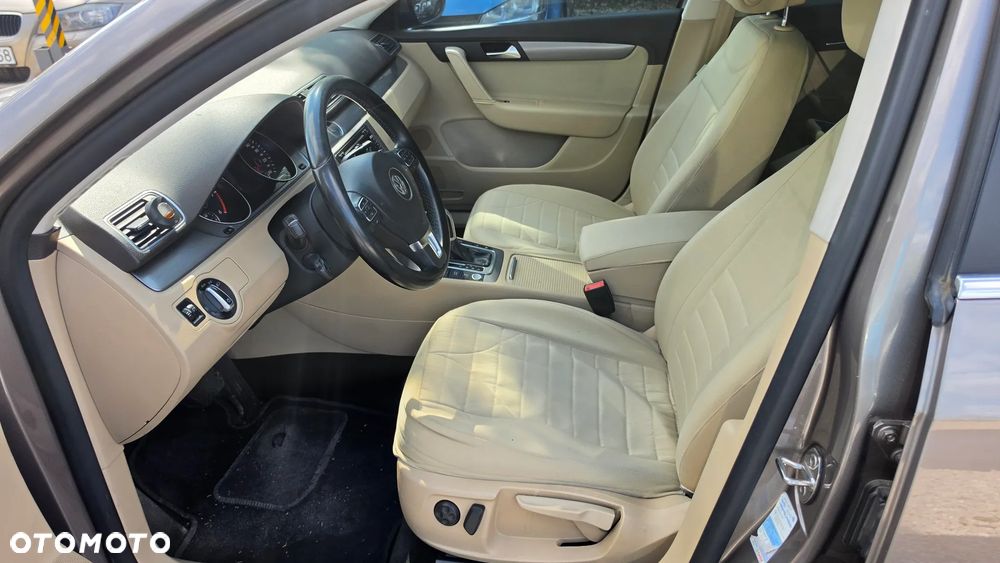 Volkswagen Passat 2.0 TDI Highline DSG - 15