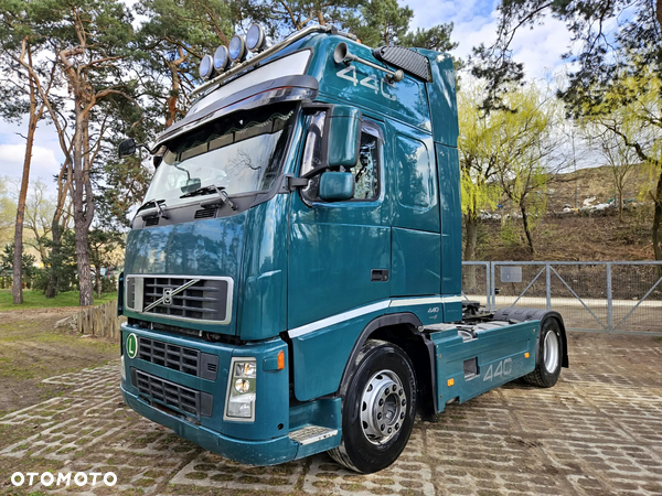 Volvo FH13 440 / EURO5 / KABINA XXL / AKUMULATORY W RAMIE