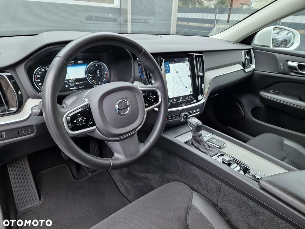 Volvo V60 Cross Country D4 AWD Geartronic - 16