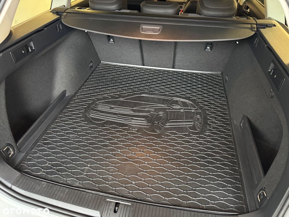 Volkswagen Passat Alltrack 2.0 TDI SCR 4Mot DSG - 21