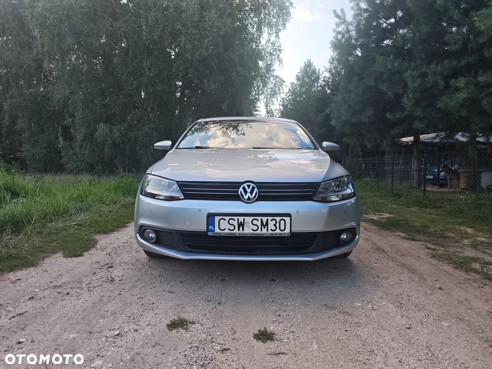 Volkswagen Jetta 1.4 TSI Comfortline - 11
