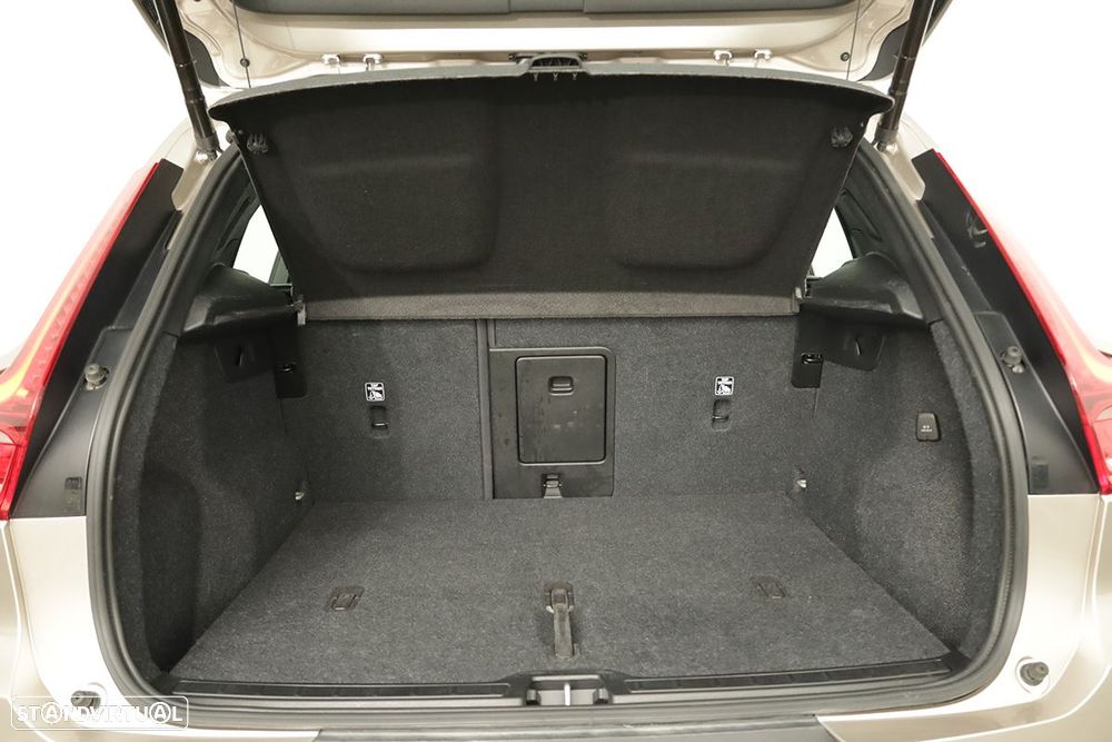 Volvo XC 40 1.5 T2 Core Auto - 25