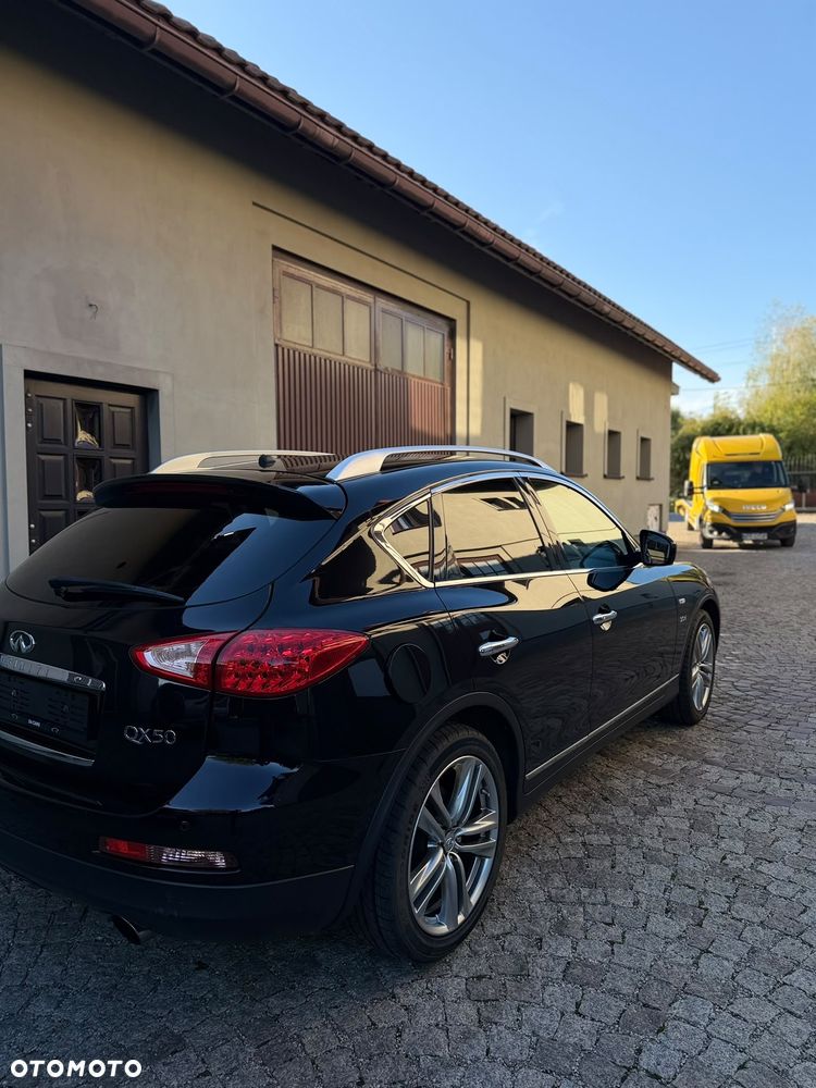 Infiniti QX50 - 4