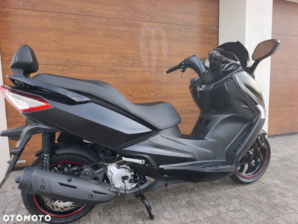 SYM GTS - 28