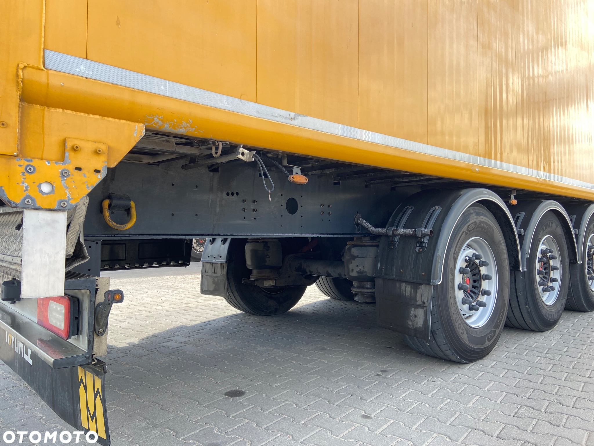 Kraker Trailers CF502 Ruchoma Podłoga Otwierany Bok - 6