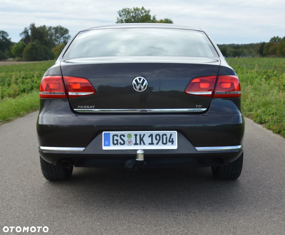 Volkswagen Passat - 7