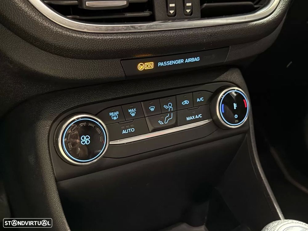 Ford Fiesta 1.0 EcoBoost ST-Line - 25