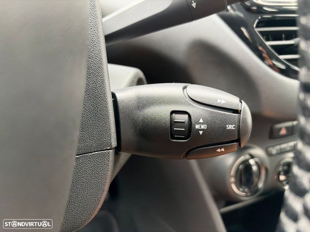 Peugeot 208 1.4 HDi Active - 14