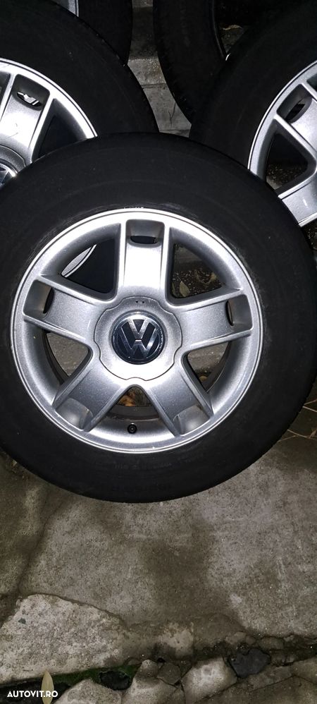 Volkswagen Bora 1.6 Highline - 13