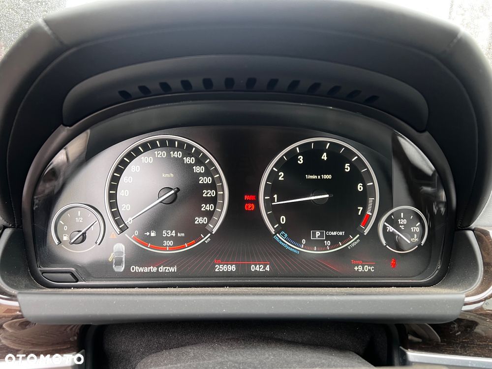 BMW Seria 6 650i - 15