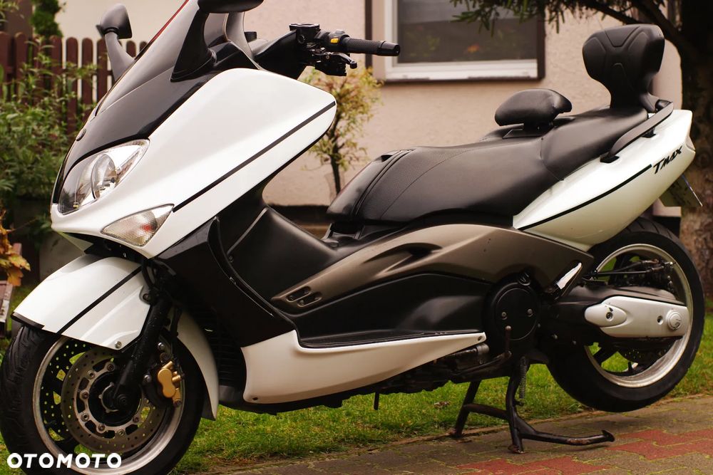 Yamaha Tmax - 23