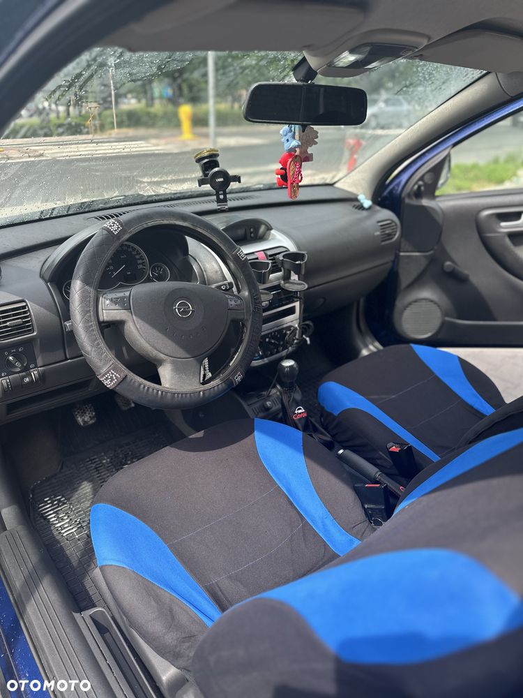 Opel Corsa - 4