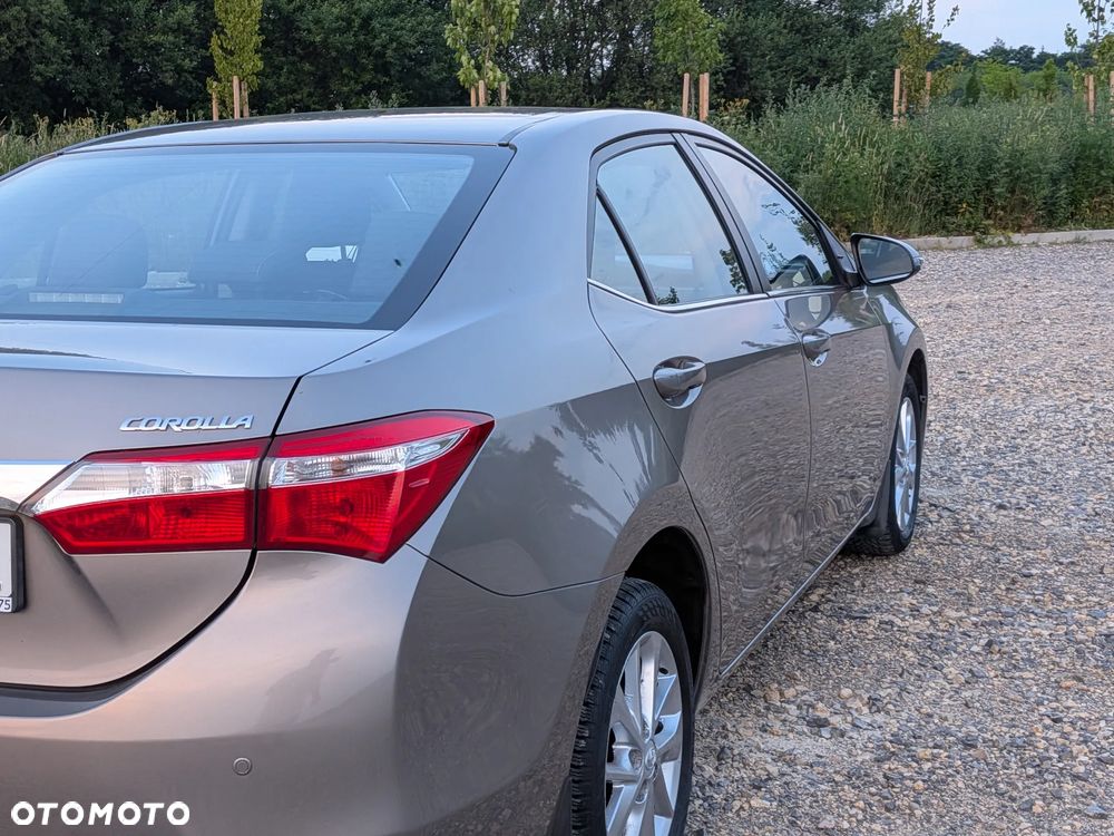 Toyota Corolla 1.6 Prestige EU6 - 15