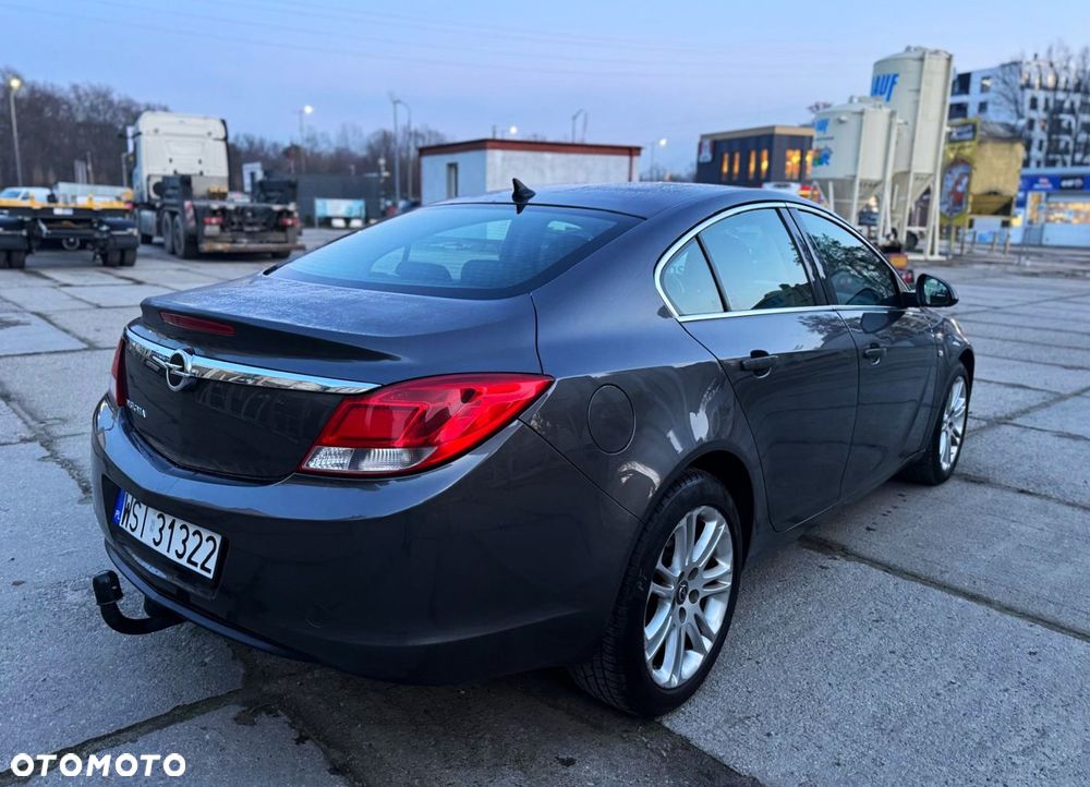 Opel Insignia 1.6 - 3