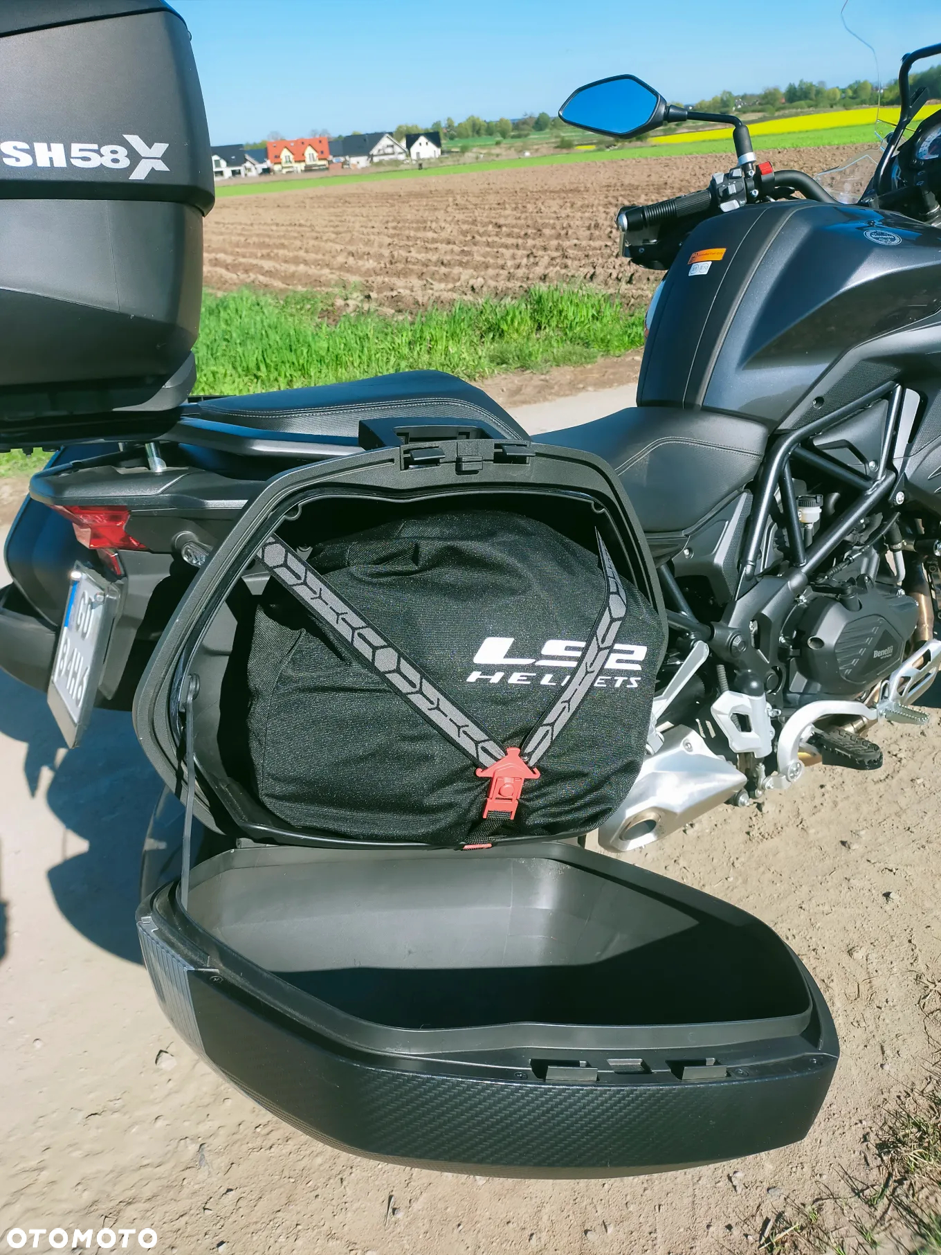 Benelli TRK 502 - 6