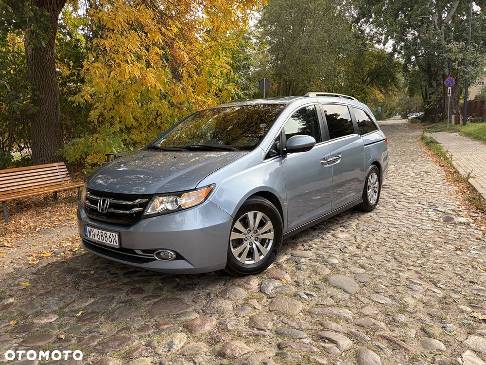 Honda Odyssey 2014 photo 3