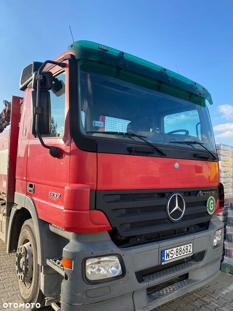 Mercedes-Benz actros 1832L - 1