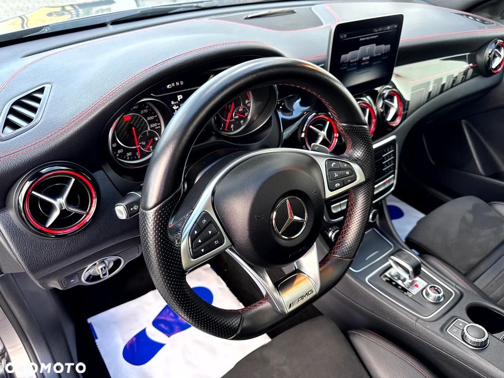 Mercedes-Benz CLA AMG 45 4Matic AMG Speedshift DCT 7G AMG Night Edition - 12