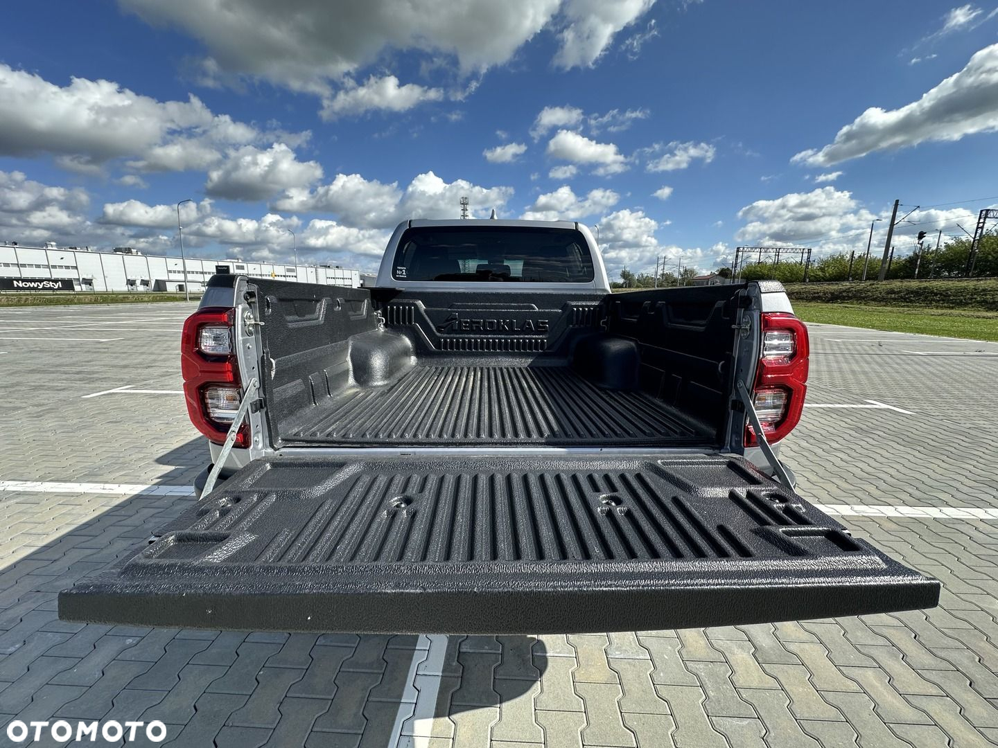 Toyota Hilux 2.8 D-4D Double Cab SR5 4x4 - 17