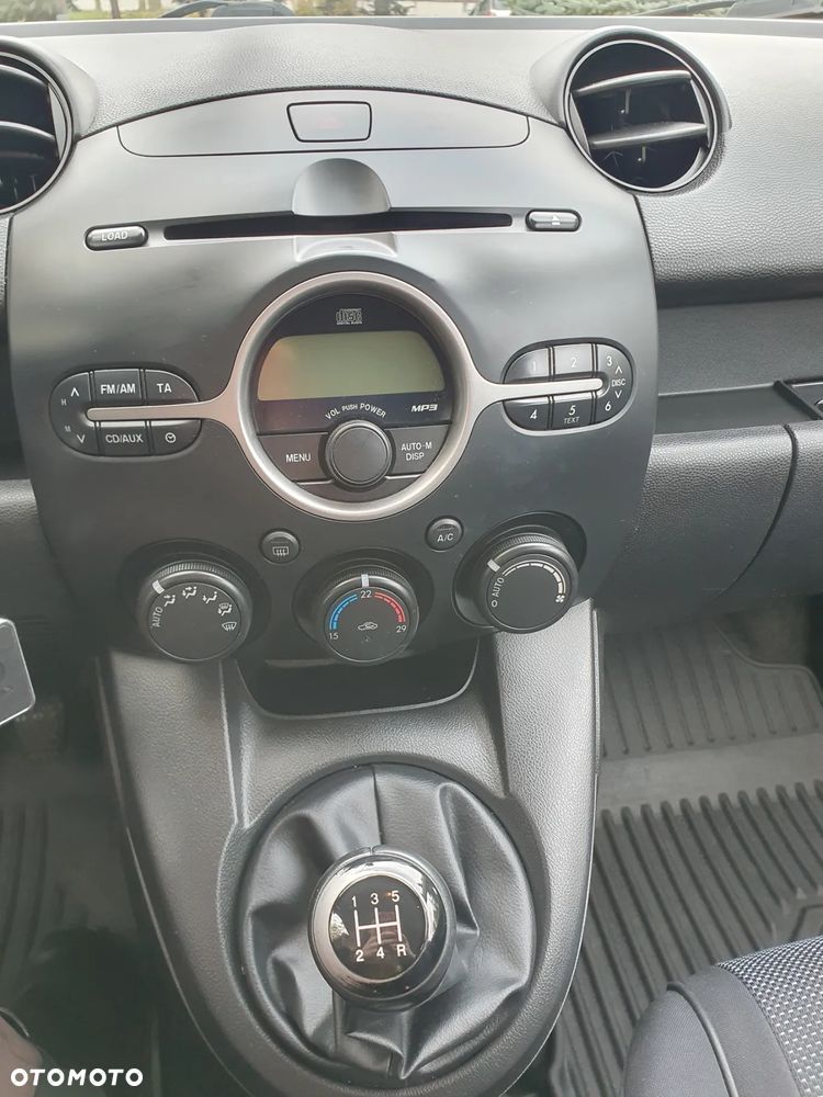 Mazda 2 1.3 Sport Dynamic - 12