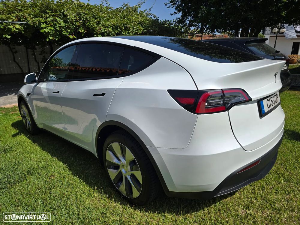Tesla Model Y Standard - 4
