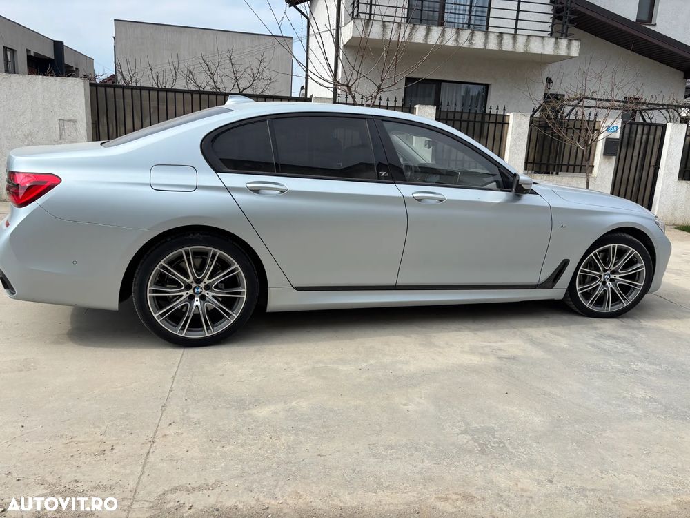 BMW Seria 7 740d xDrive - 9