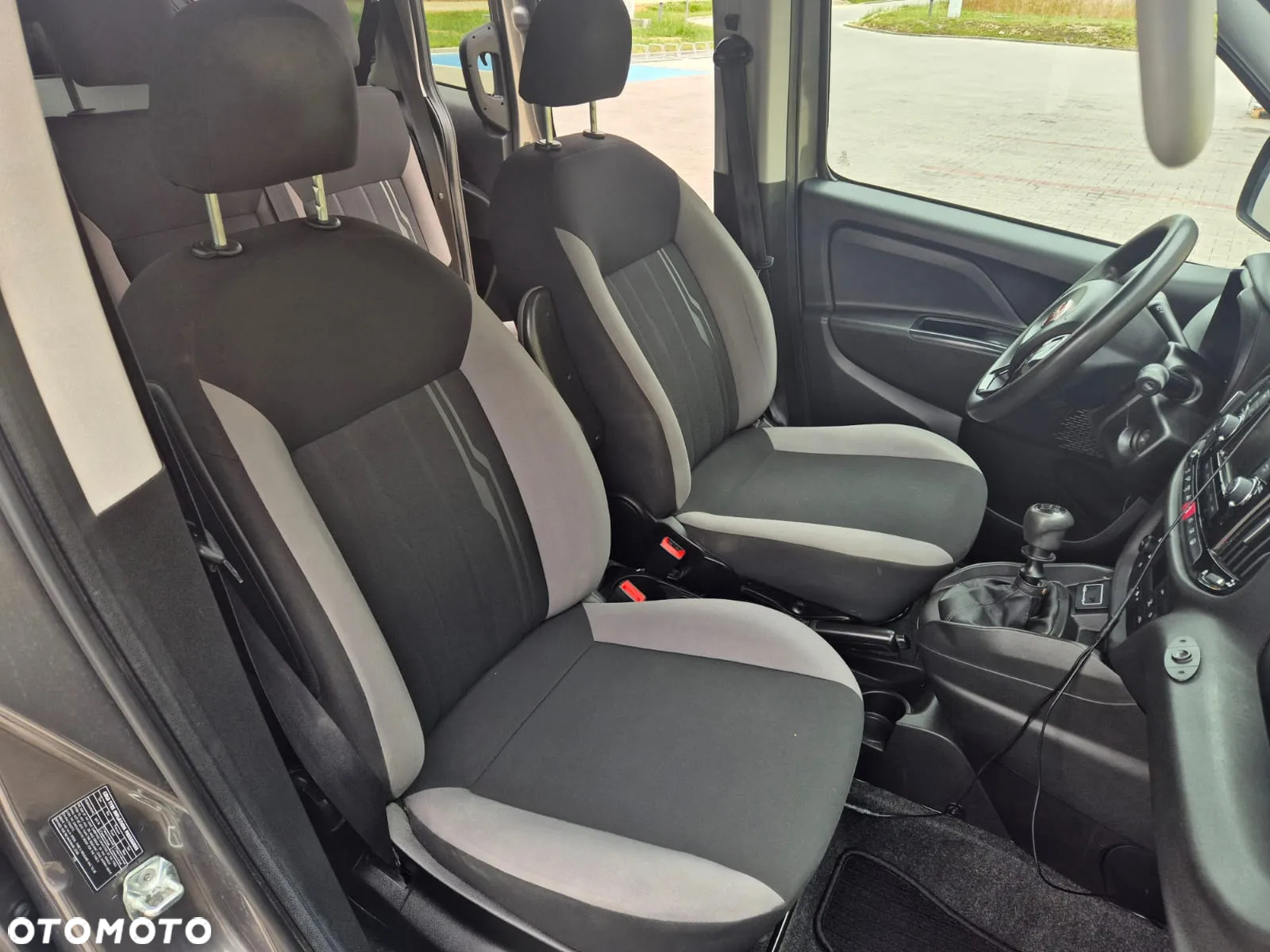 Fiat Doblo Kombi Maxi 1.6 MJ Dynamic - 23