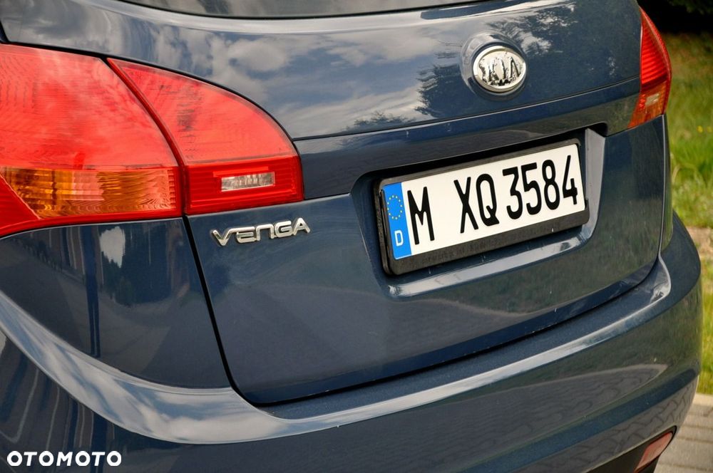 Kia Venga - 16