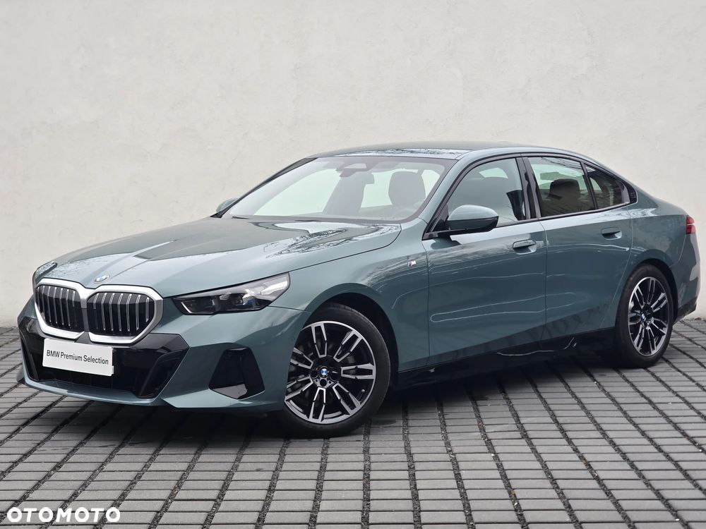 BMW Seria 5 520d xDrive mHEV M Sport - 1