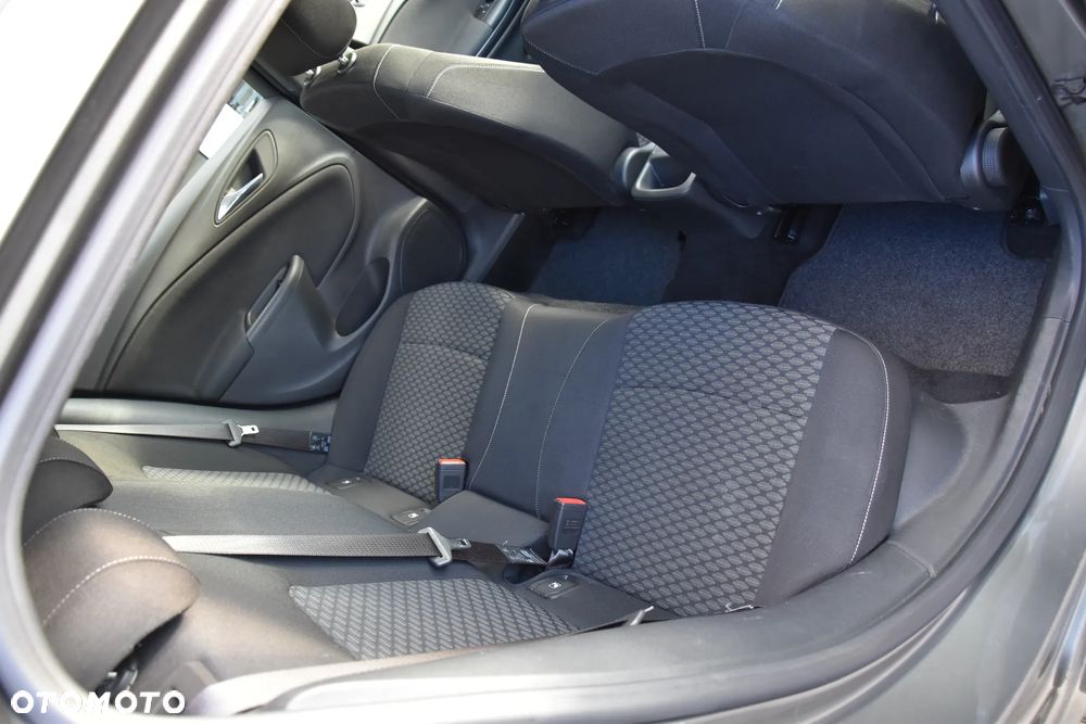 Opel Astra 1.4 Turbo Edition - 19