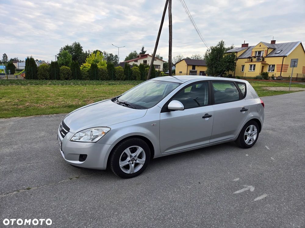Kia Ceed 1.6 Comfort + - 3