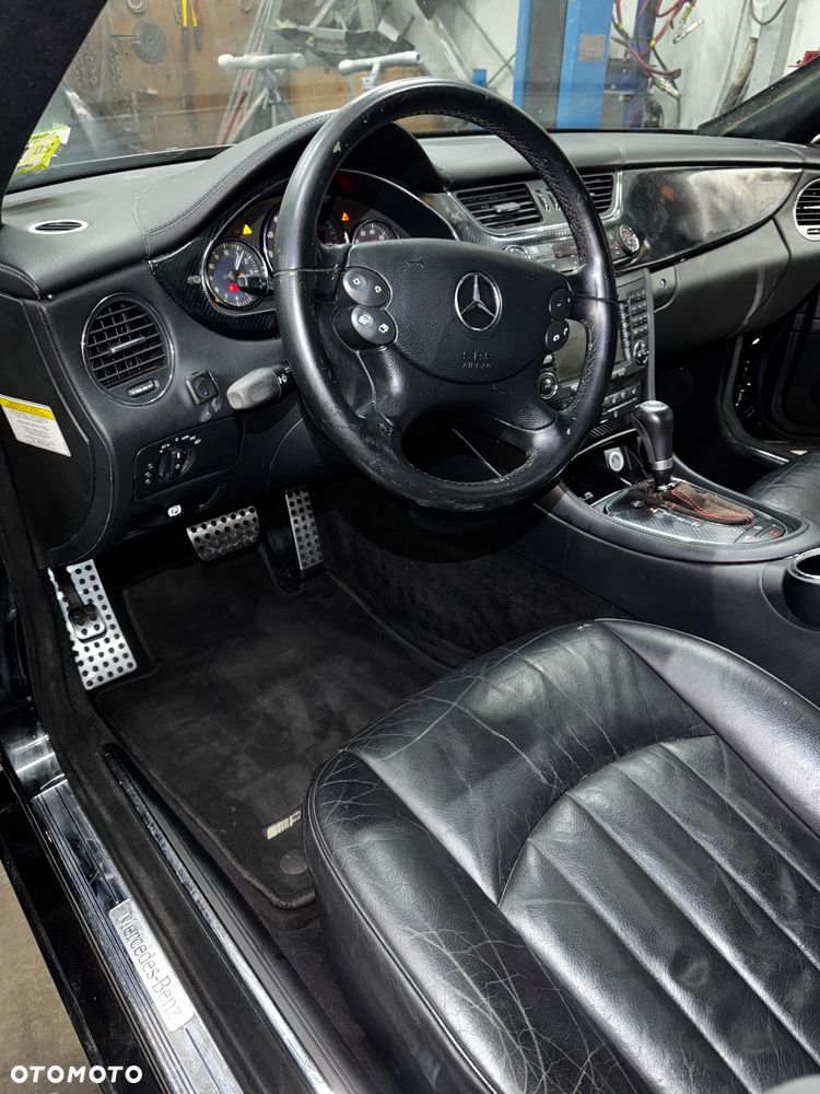 Mercedes-Benz CLS 500 - 8