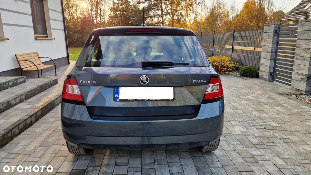 Skoda Fabia 1.2 TSI Ambition - 11