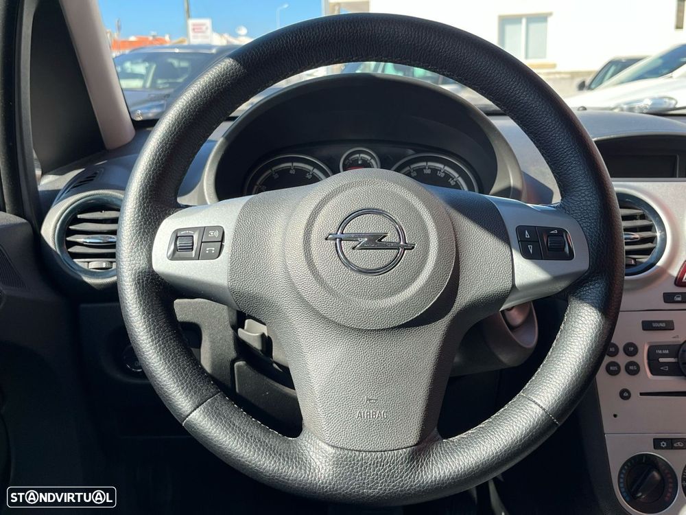 Opel Corsa 1.2 Cosmo Easytronic 125g - 10