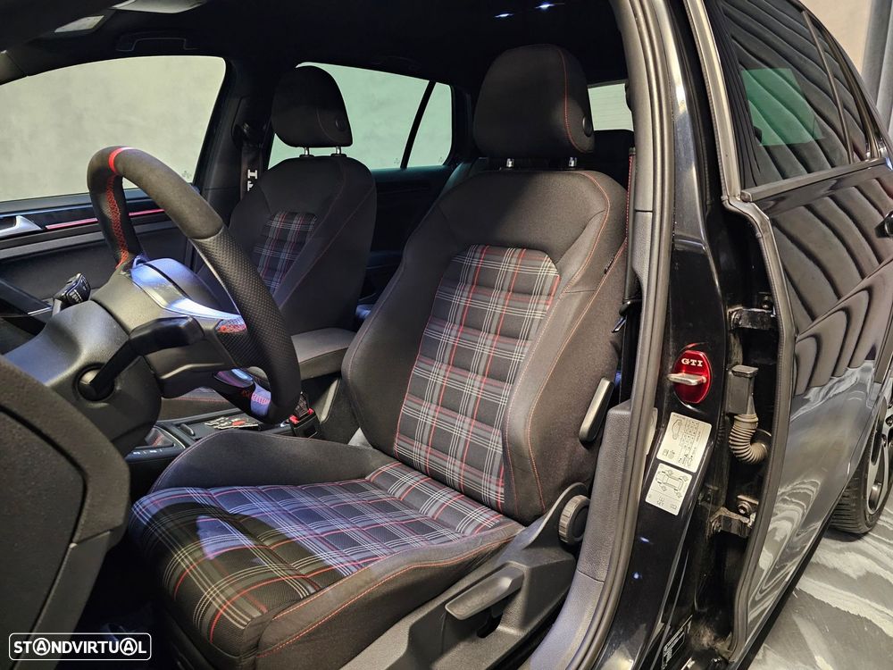 VW Golf 2.0 TSi GTi - 18