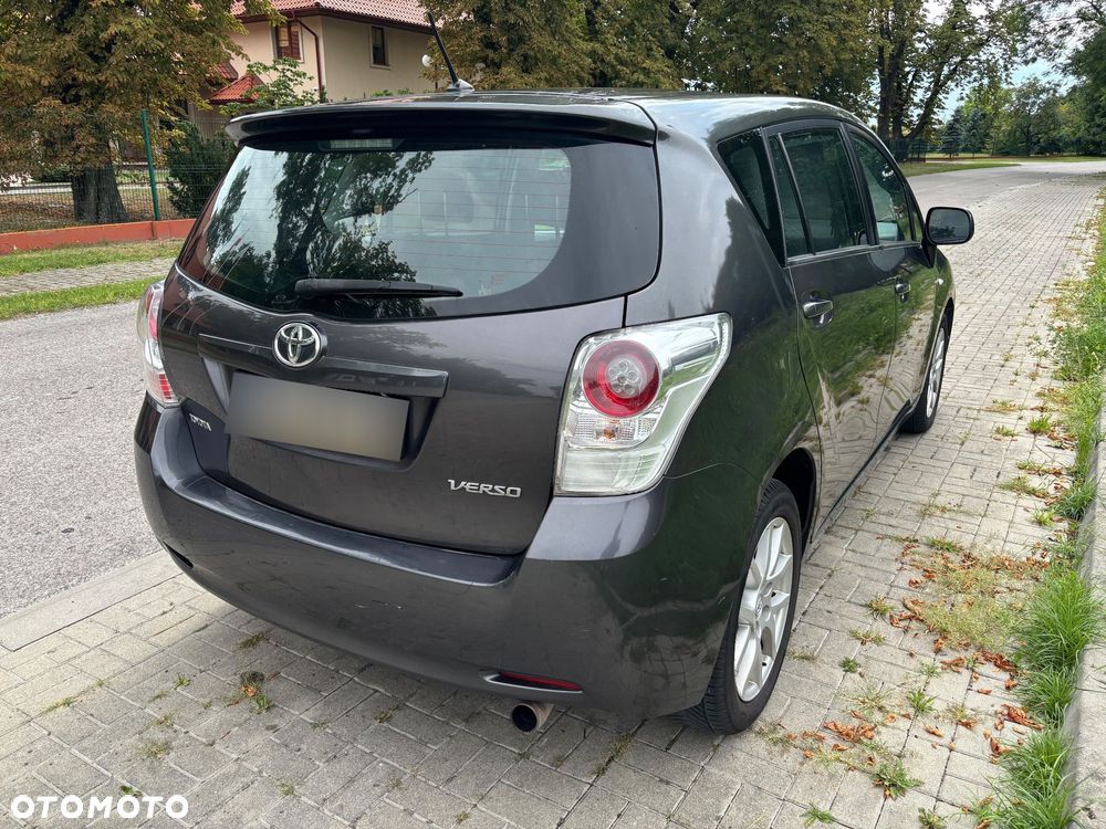 Toyota Verso - 27