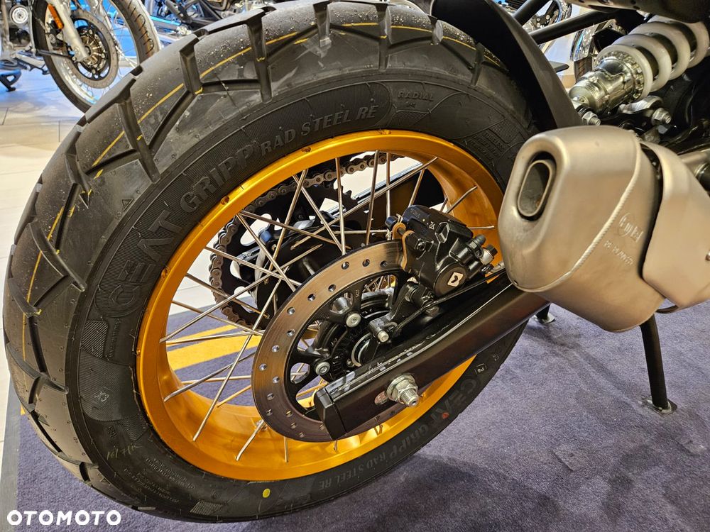 Royal Enfield Himalayan - 17