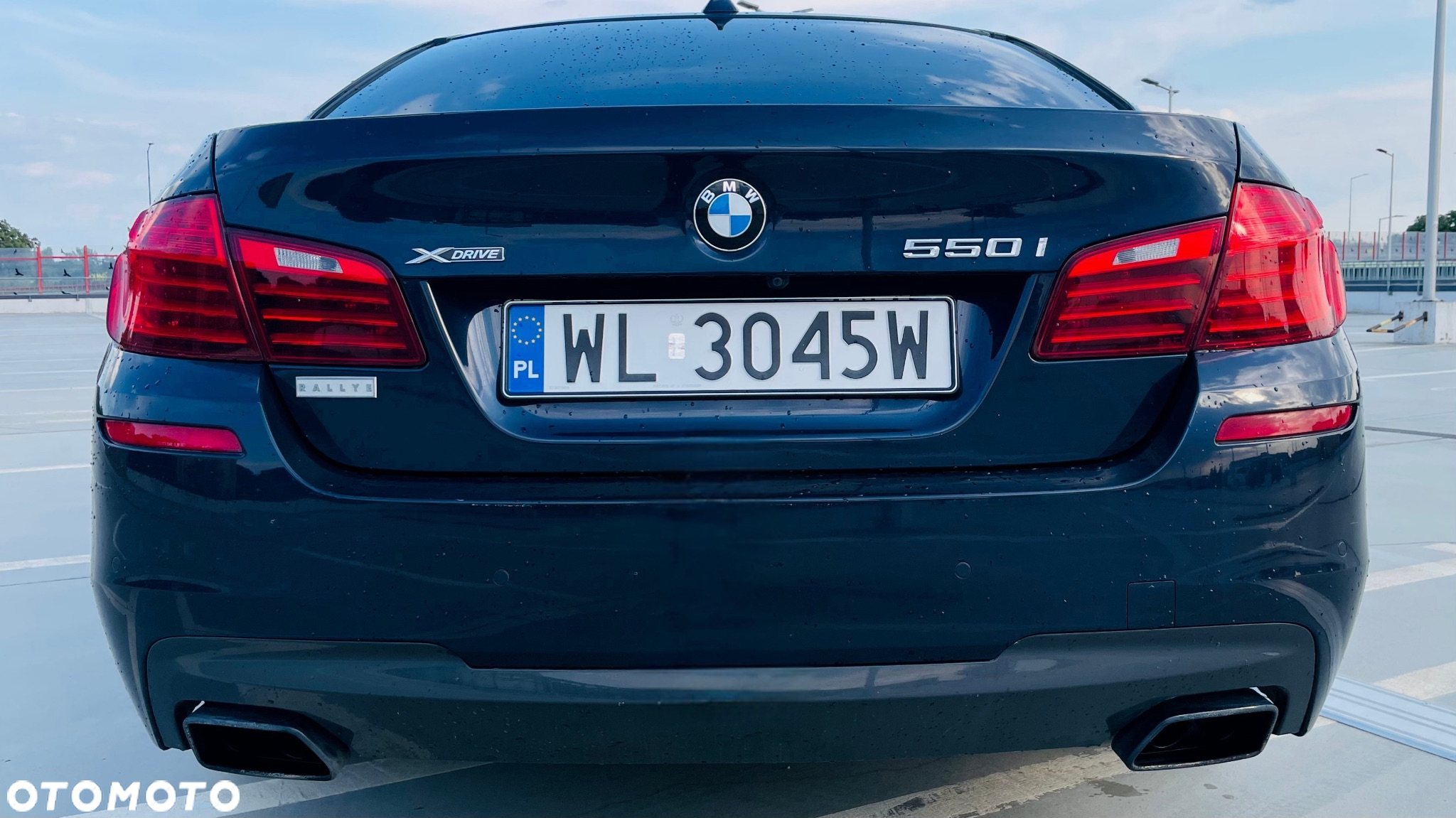 BMW Seria 5 550i xDrive Luxury Line - 14