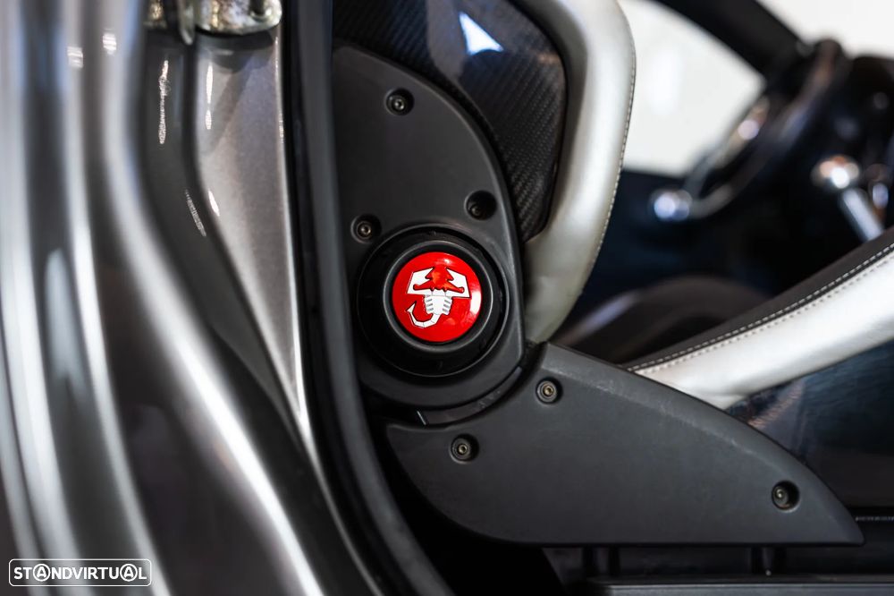 Abarth 595C 1.4 T-Jet Pista - 42