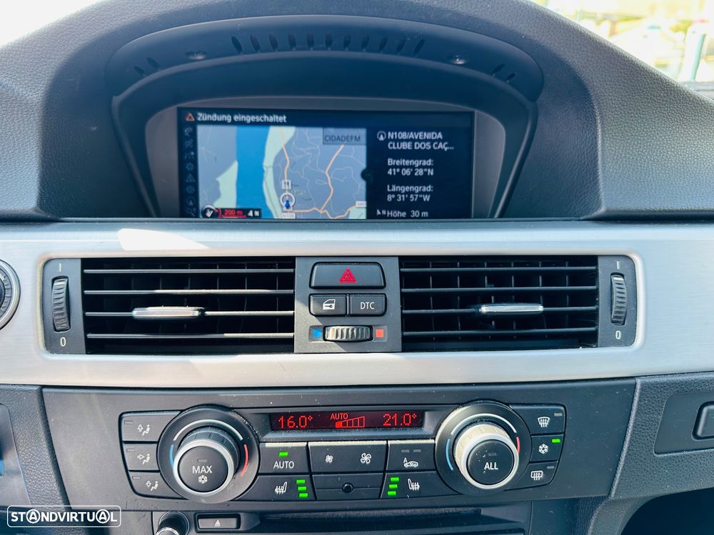 BMW 318 d DPF Touring Edition Sport - 28