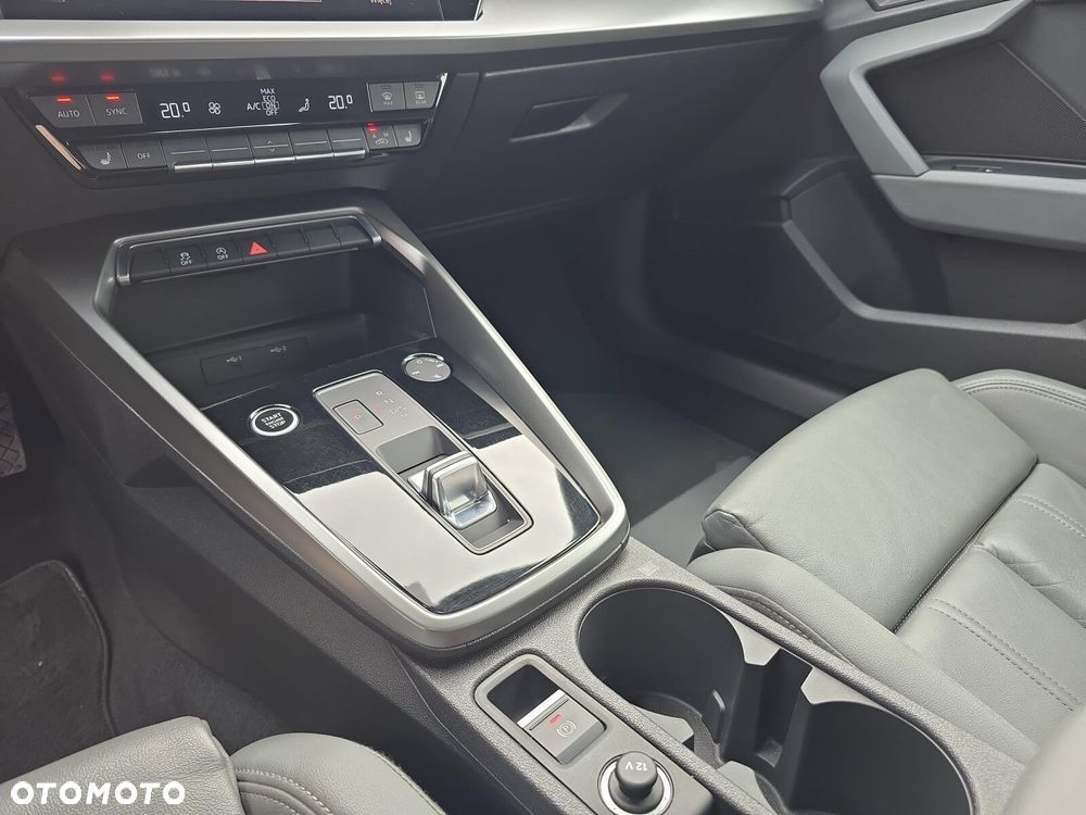 Audi A3 Sportback - 15