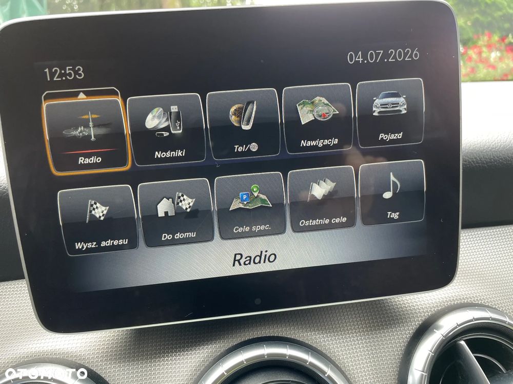 Mercedes-Benz CLA 200 7G-DCT UrbanStyle Edition - 15